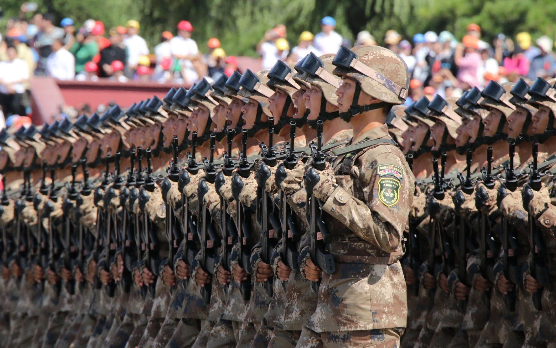 开云·体育官网APP下载-篮球教练员技术交流国际化深入推进，篮球教练技能展示