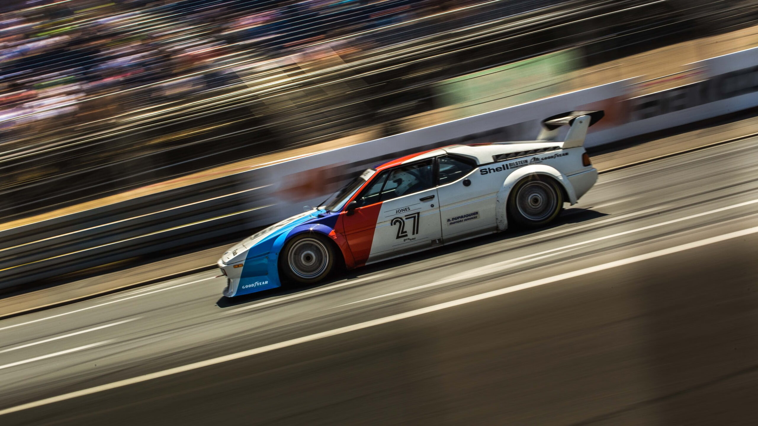 体育新闻中心推动体育视频内容多语言自动翻译，体育新闻播报视频