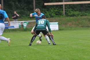 开云足球-足球战术多样化提升比赛精彩度，足球比赛技战术的运用和分析