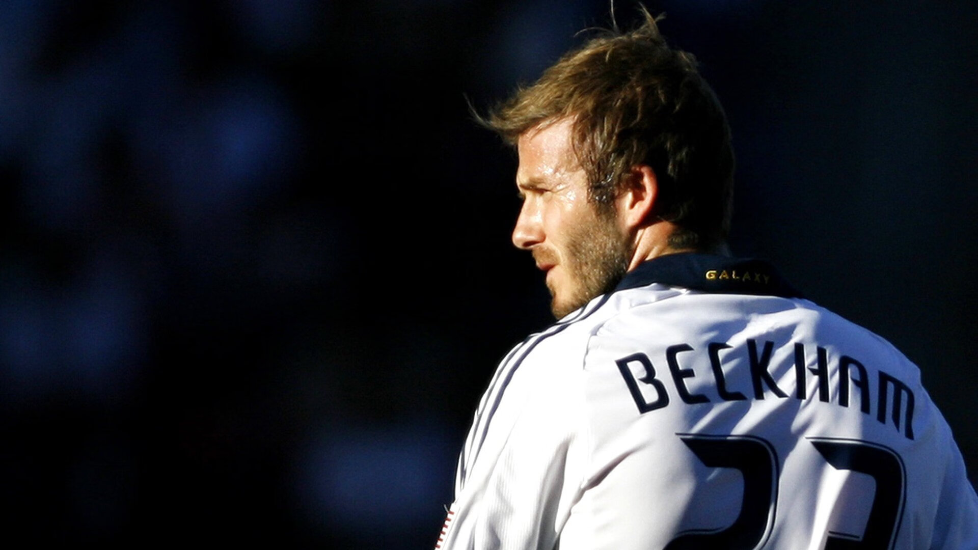 足球战术多样化提升比赛精彩度，足球比赛技战术的运用和分析